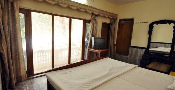 Hotel Peacock Holiday Resort